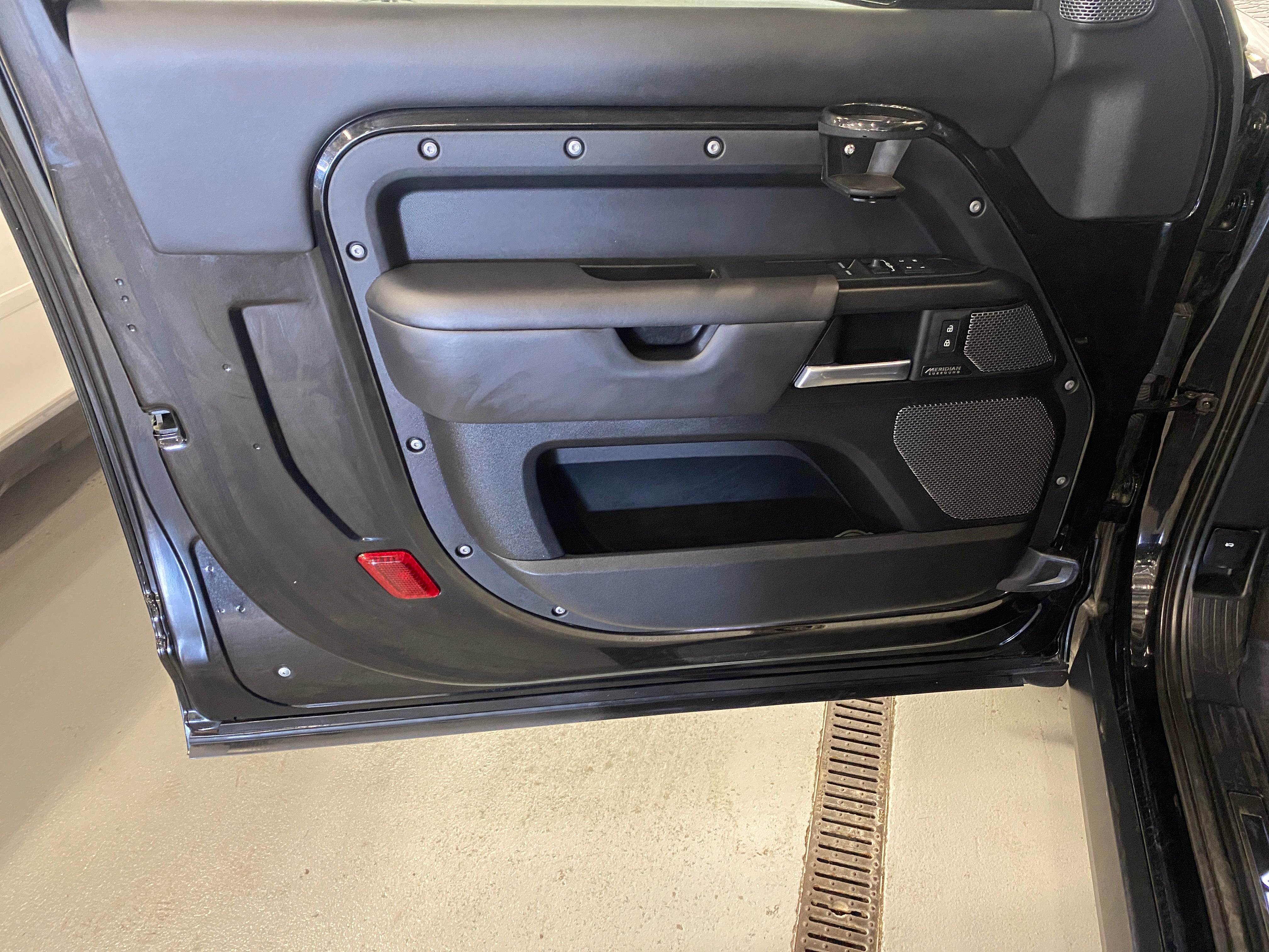 land rover defender 2023 SALEW6EE3P2179413 image land rover defender 2023 SALEW6EE3P2179413 image